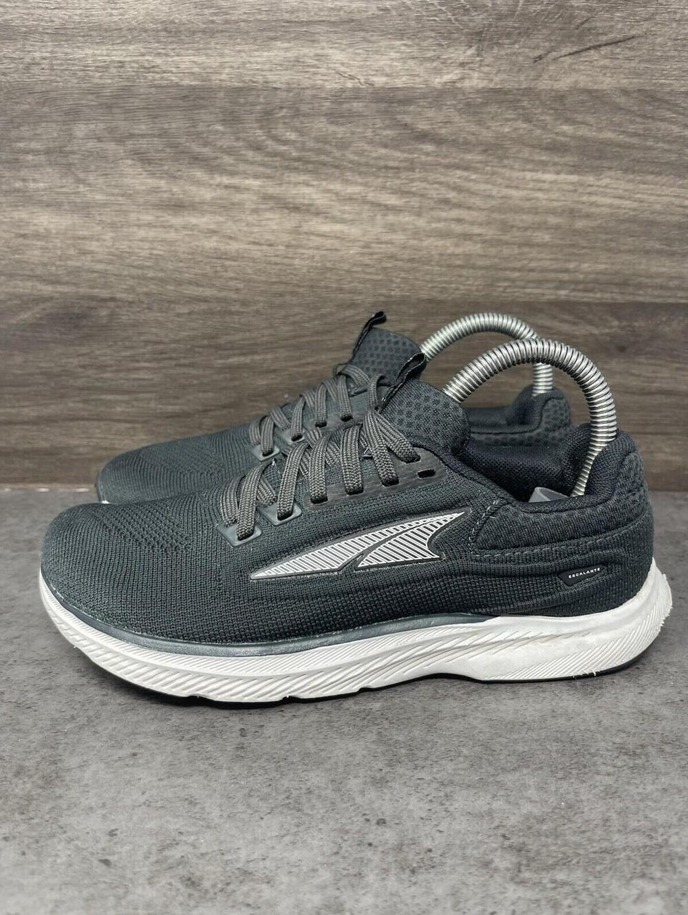 Altra Escalante 3 Running Shoes Womens Size 6 Black White Athletic Trainer